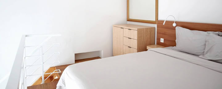 Mertanadi-loft-huone