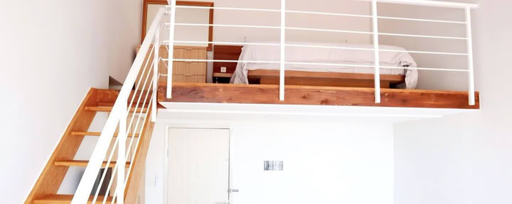 Auringonlaskun loft-huone